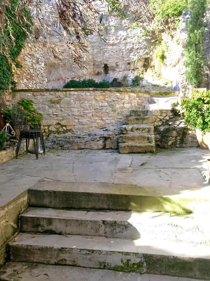 La Bonbonniere - Townhouse Saint-Saturnin-d'Apt Exteriör bild