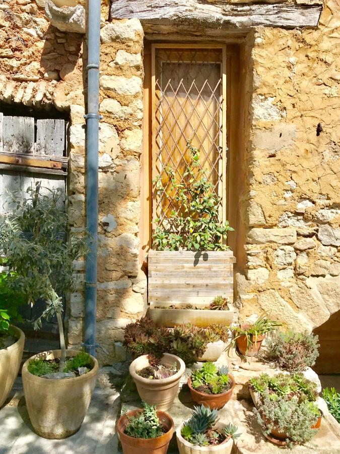 La Bonbonniere - Townhouse Saint-Saturnin-d'Apt Exteriör bild